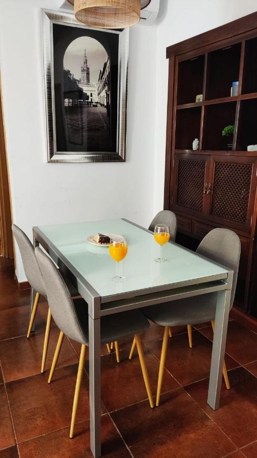 Homeyseville- Bright Apartment At Santa Cruz 6 Pax, Parking Optional 외부 사진