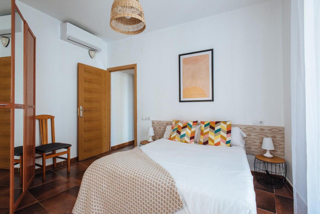 Homeyseville- Bright Apartment At Santa Cruz 6 Pax, Parking Optional 외부 사진