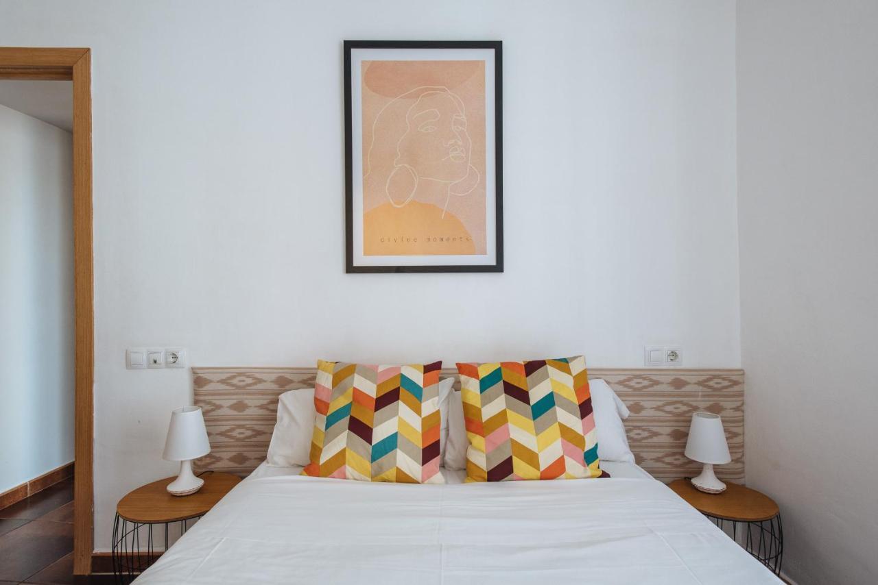 Homeyseville- Bright Apartment At Santa Cruz 6 Pax, Parking Optional 외부 사진