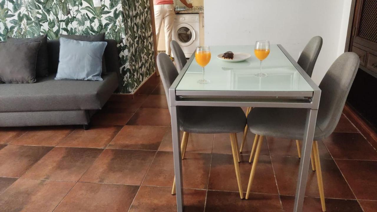 Homeyseville- Bright Apartment At Santa Cruz 6 Pax, Parking Optional 외부 사진