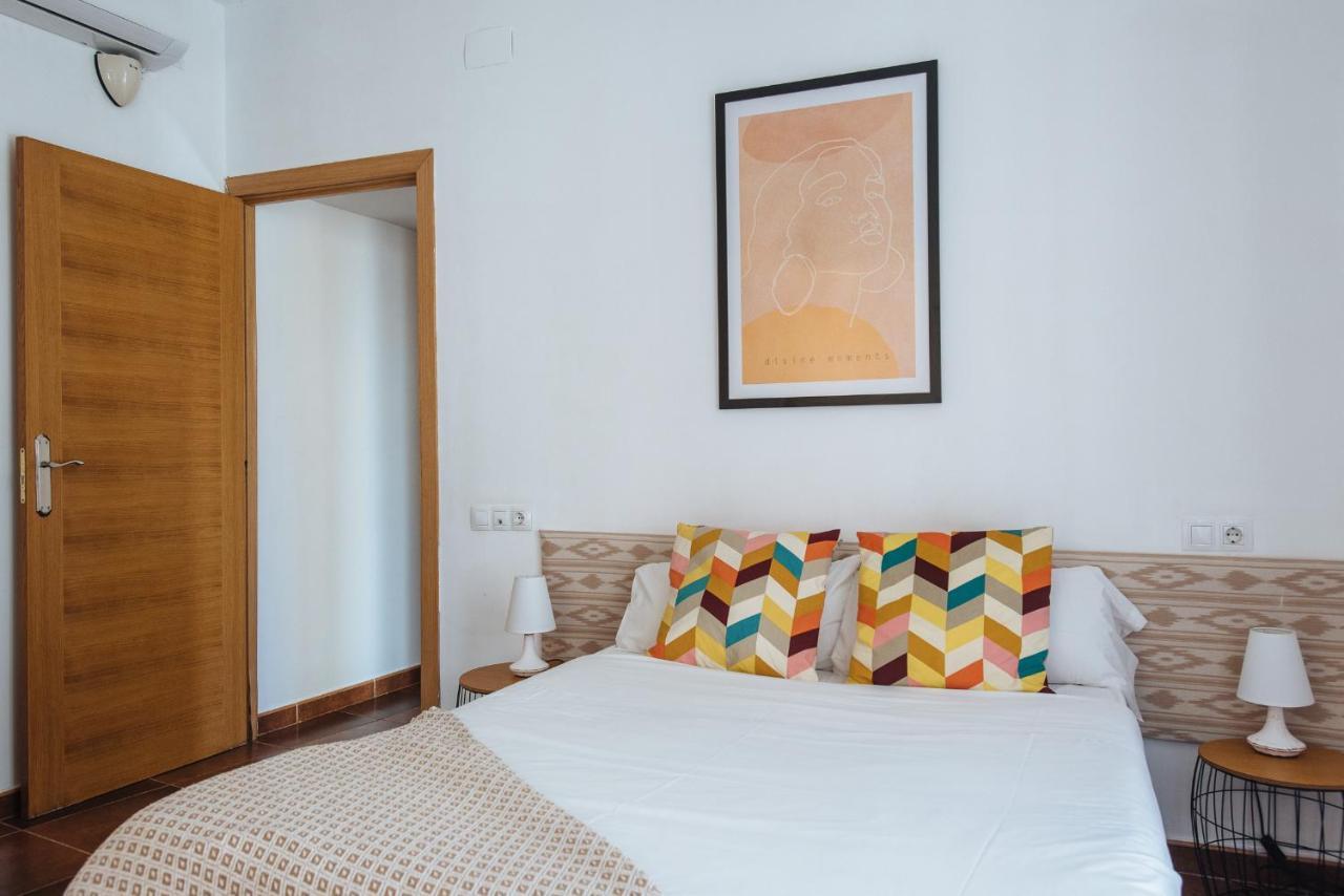 Homeyseville- Bright Apartment At Santa Cruz 6 Pax, Parking Optional 외부 사진