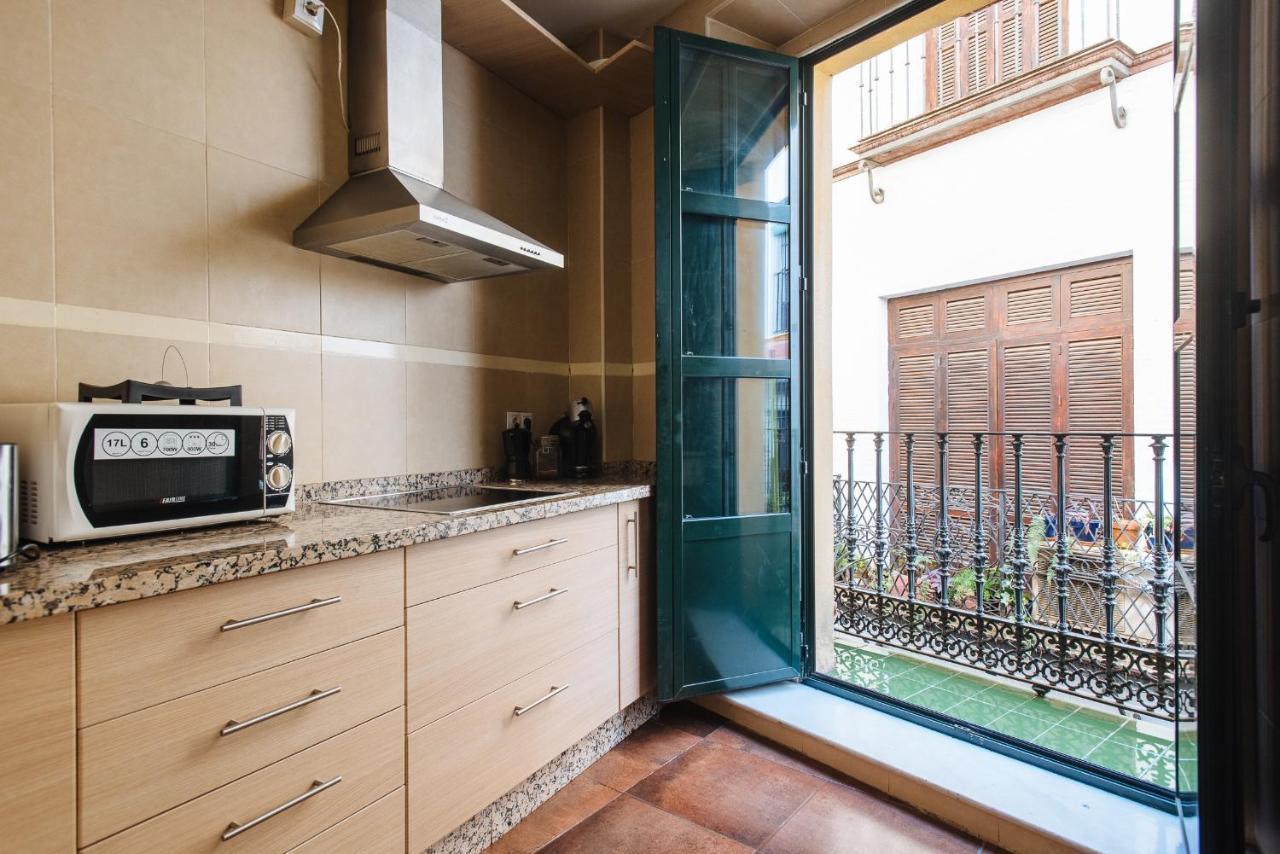 Homeyseville- Bright Apartment At Santa Cruz 6 Pax, Parking Optional 외부 사진