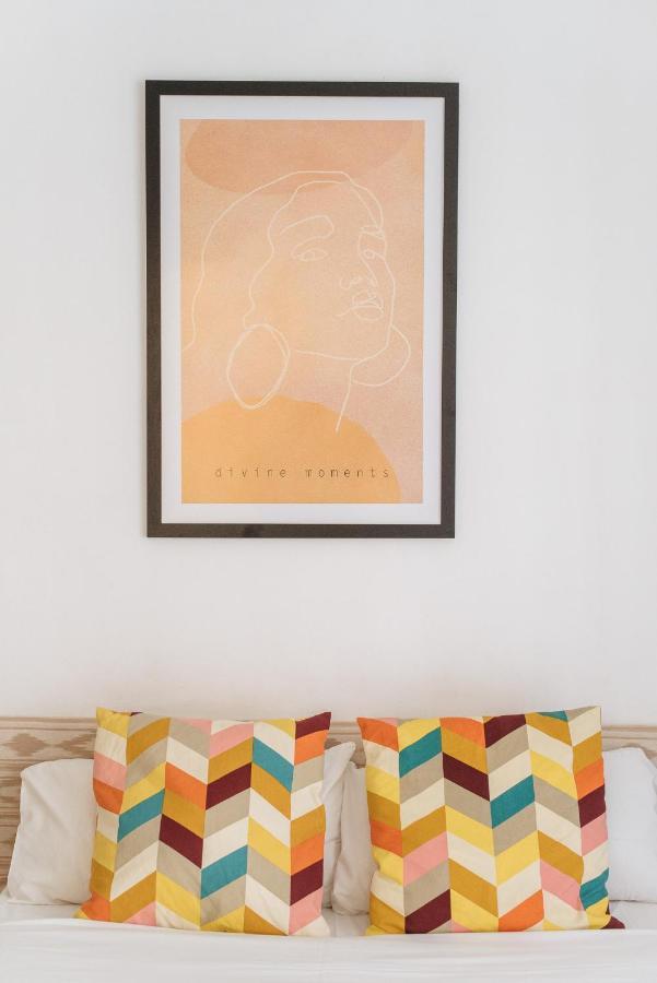 Homeyseville- Bright Apartment At Santa Cruz 6 Pax, Parking Optional 외부 사진