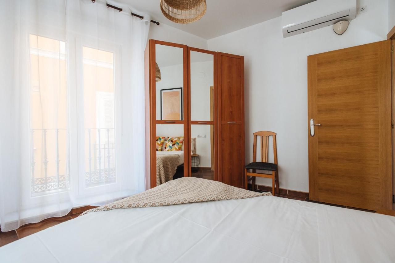 Homeyseville- Bright Apartment At Santa Cruz 6 Pax, Parking Optional 외부 사진